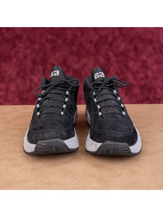 Nike Jordan Men Max Aura Black Oreo CZ4167-002 Sneakers sz 8.5